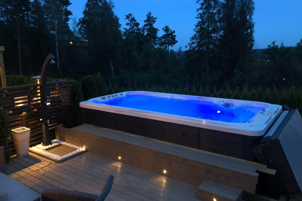 Eden 4.5 Swim - Platinum Pro™ Outdoor Swim Spa